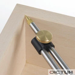 Règle à écartements Veritas -Outils du Menuisier 703689 03 A WE 8 Veritas Abstandsma WZ jpg