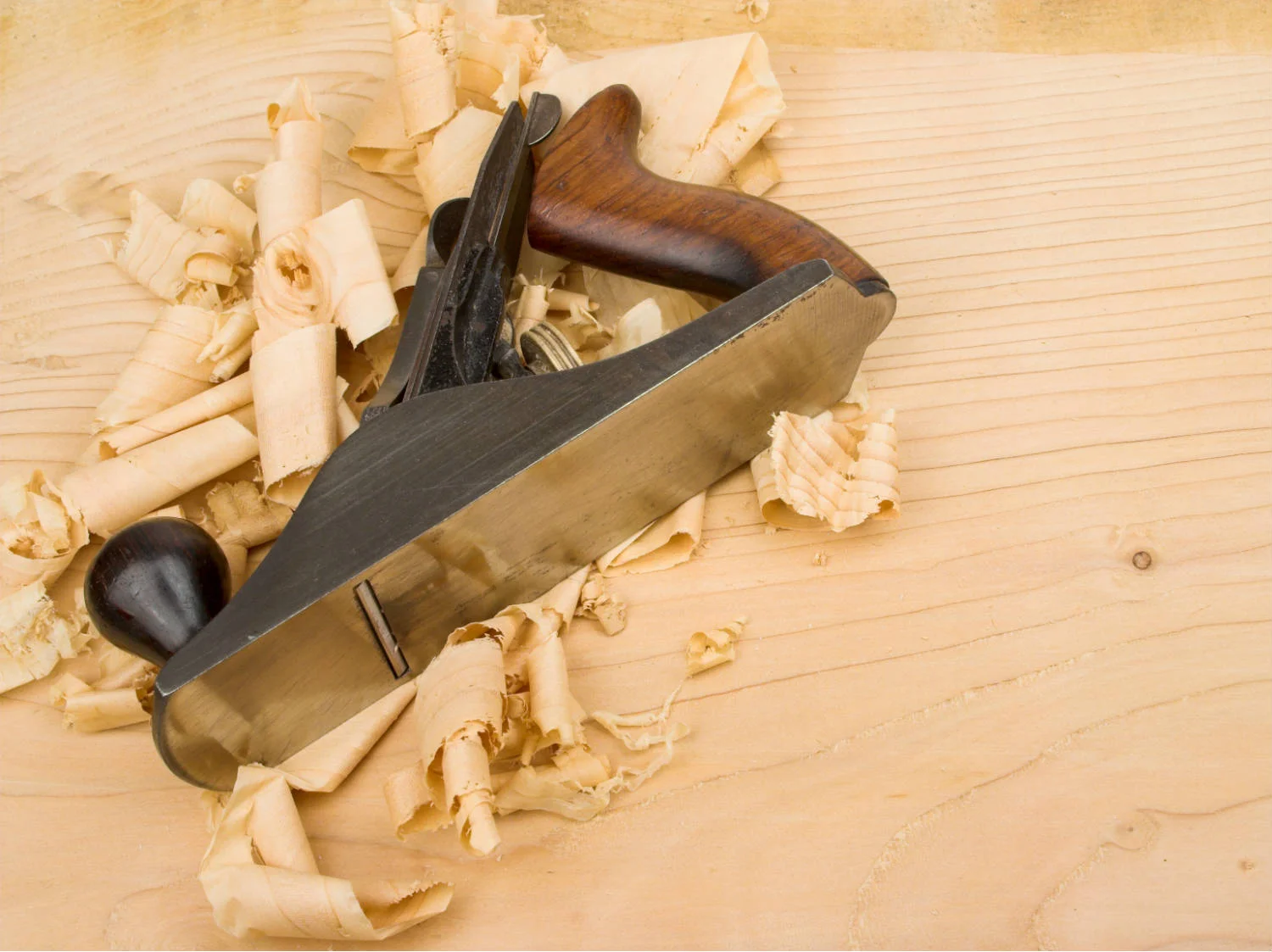 Devant -Outils du Menuisier rabots description 1 pjp5c1b925b41b38500019a5525